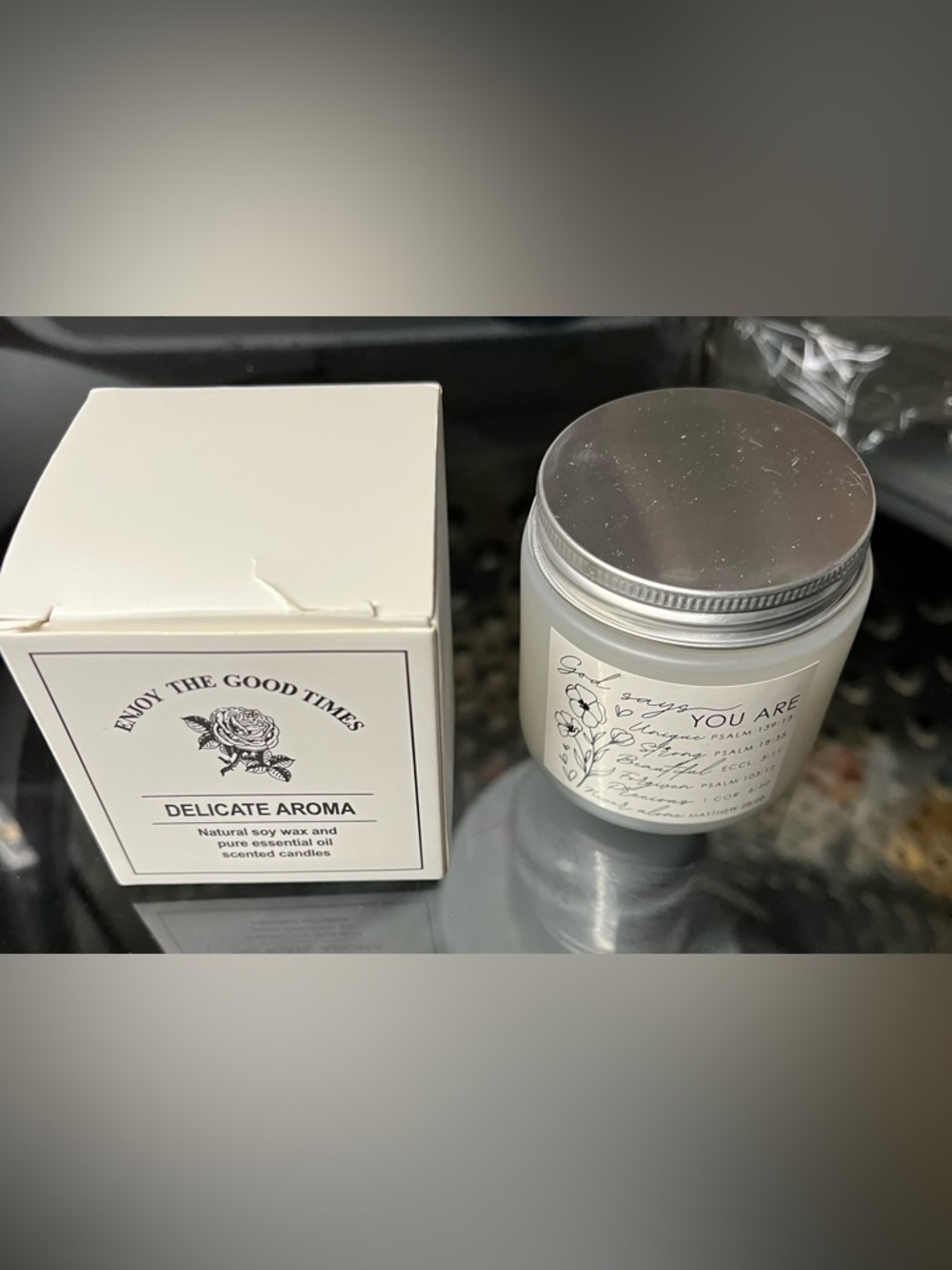 Delicate Aroma Scented Soy Candle - White Cream Jar Giveaway
